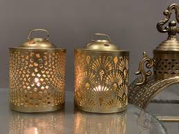 Sunfat home decoration factory is a professional manufacturer and exporter of home decor , handmade home gifts, antique crafts and souvenirs.we can plate all metal finishes, like silver, gold, bronze or. Buy Urban Born Antique Metal Lantern And Hanging Tealight Holder For Home Decor Items Candles For Home Decoration Candle Holders For Home Decor Pack Of 2 Free 2 Tealights Online