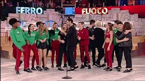 Serale amici 2018 seconda puntata in diretta il 14 aprile 2018: Amici 2018 Allievi Ammessi Al Serale Squadra Bianca Blu