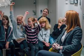 View all annie lööf pictures. Annie Loof On Twitter Fantastiska Foton Fran Besoket Pa Berattarministeriet I Husby Igar Dar Jag Traffade En Klass Med Sprudlande 9 Aringar Foto Kate Gabor Https T Co Babgkrz33o