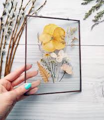 Framed dried flowers instead of going out to buy a new frame, i decided to use an old artist's stretched canvas for this project. Framed Pressed Flowers Pressed Flower Frame Framed Dried Etsy Pressed Flowers Diy Flower Wall Art Pressed Flower Crafts