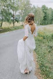 Hochzeitskleid n (genitive hochzeitskleides or hochzeitskleids, plural hochzeitskleider, diminutive hochzeitskleidchen n). Spitzen Brautkleid Von By Malina Bridal Wedding Gowns Brautkleid Bridal Gowns Malina Spitzen Hochzeitskleid Kleider Hochzeit Hochzeitskleid Spitze