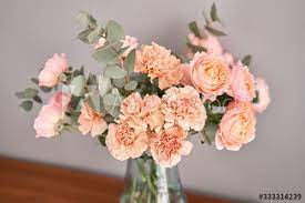 Fresh cut flowers home delivery. Fototapete Flowers In Glass Vase On Wooden Table Fresh Cut Flowers For Decoration Home Delivery Flower Malkovkosta