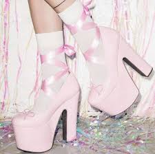 See more ideas about pastel goth diy, diy clothes, diy fashion. 10 Tips For Creating A Pastel Goth Style