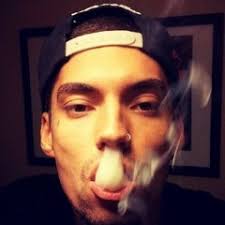 Stream Matheus André music