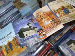 Imagini pentru religia in scoli 2015