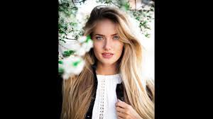 6 inches and she weighs 54 kg. Alicia Schmidt Who Is Alicia Schmidt Dating Now Alicia Schmidt Body