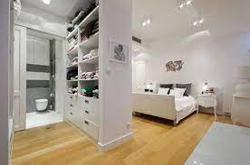 This floor plan features a relatively simple master bedroom but is ideal for those with less space to work with. Stunning Penthouse Interior Design And Decor Jazzed Up With Unique Details Apartment Design Penthouse Interior Design Small Master Bedroom Decorating Ideas