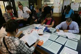 Proiect de lege privind modificarea și completarea legii nr. FuncÅ£ionarii Publici La MuncÄ Si Peste Varsta De Pensionare Legea ReintoarsÄ In Parlament A Patra OarÄ Iohannis A Cerut Reexaminarea Proiectului Eveniment Tribuna