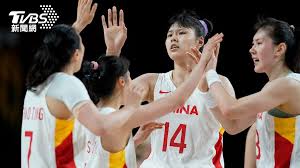 Jun 06, 2021 · 中華女籃出征此次東京奧運3對3資格賽，6日終於傳來捷報，「3劍客」魏于淳、林仙芳、劉希曄在對上伊朗之戰，靠著魏于淳、劉希曄各自強勢包辦7分，以16比10擊退伊朗，終於拿下首勝開胡，中華女籃今晚將續戰愛沙尼亞爭取4強門票，今日匈牙利比賽現場更有不少球迷到場加持高喊「防守！ æ±å¥§å¥³ç±ƒç¾Ž æ³•è¼•é¬†è´çƒå¤§é™¸2é€£å‹8å¼·é–€ç¥¨åˆ°æ‰‹ æ±äº¬å¥§é‹ æ™‰ç´š ç¾Žåœ‹ æ—¥æœ¬ Tvbsæ–°èžç¶²