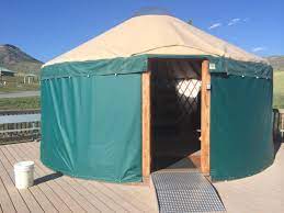 We didn't spend much time here because we don't own a boat, but we stopped to see the beautiful reservoir. Wagons Rv Trailer Yurts Cabins Hammock Camping Utah State Parks