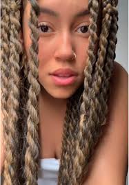 Gabriela Correa (@gabrielascorrea_)