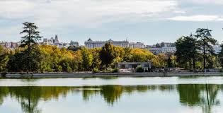 Disfruta el alquiler de tu alojamiento en andalucía y descubre unos de los destinos mas turístico de españa. Casa De Campo Park Official Tourism Website