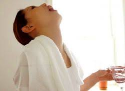 Tanto sólido como en solución acuosa presenta un color violeta intenso. Tratamentul Cu Permanganat De Potasiu Ce Trebuie SÄƒ È™tiÈ›i Mangan Principalele Caracteristici ProducÈ›ia È™i Utilizarea SubstanÈ›ei