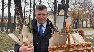 Strona główna wiadomości polska wybory w rzeszowie. Rzeszow Marcin Warchol Solidarna Polska Rozdawal Sadzonki Drzew Zapraszal Bez Maseczki Komentuje Minister Zdrowia Adam Niedzielski Tvn24