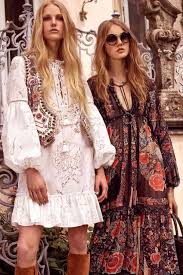 Hippie flower man giovani anni 70. Vendita Abbigliamento Hippy Anni 70 E Magazzino