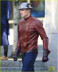 Let S Talk About The Jay Garrick Suit In The Flash Flash Tv Series The Flash Supergirl And Flash