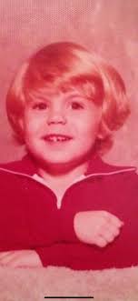 Do we look Italian? 😂 Top pic is my Dad and 21 yr old brother in 1995.  Bottom pic is my Dad and my 20 yr old son this past Christmas