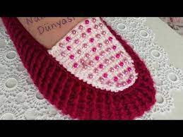 Boncuklu Babet Patik Yapimi Videolu Tarifi Oncelikle 37 38 Numaraya Uyumlu Patik Tabani Yaptim Ardindan Tig Isi Lastik Modeli O Crochet Crochet Hats Chrochet