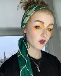 a fool? nah i'm the whole circus • • PRODUCTS foundation: @makeupforever  @fentybeauty concealer: @colourpopcosmetics powder: @maybelline mascara:  @bareminerals eyeshadow: @colourpopcosmetics @morphebrushes eyeliner:  @nyxcosmetics @glamvicecosmetics ...