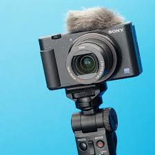 That has changed with the launch of the fimi x8 se, this is a mavic pro clone you could say with a 3 axis gimbal, 4k 100mbps footage capture and a foldable design like the dji mavic series. Sony S Zv 1 Camera Can Now Be Used As A Webcam Over Usb Thanks To Firmware Version 2 00 Digital Photography Review