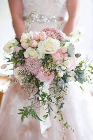 Get romantic wedding bouquet from alibaba.com when you need beautiful decor that will last a long time. Big Messy Romantic Bridal Bouquet Cascading Wedding Bouquets Wedding Flowers Wedding
