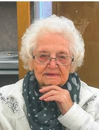 Violet Strom Obituary