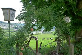 11.00 bis 14.00 uhr und 18.00 bis 24.00 uhr, sa. Restaurant Im Grunen Mit Romantischer Aussichts Terrasse Ellerhof Merzig Restaurant