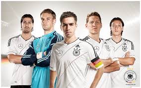 We sincerely look forward to your best comments, suggestions and. Hd Wallpaper Germany Football Sami Khedira Euro 2012 Germany National Team Wallpaper Flare