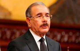 Presidente Medina visita a Margarita en Cedimat, tras ser operada de  apendicitis