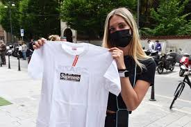 The brand is targeted at the skateboarding and hip hop cultures, and youth culture in general. Ist Supreme Noch Cool Wir Haben Junge Menschen Gefragt