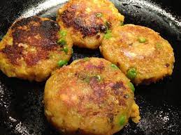 North Indian Aloo Tikki Spicy Potato Patty Indian Food Recipes Vegetarian Potato Patties Food