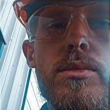 What are the costs and recommendations for well drilling in the Lake of the  Ozarks area?