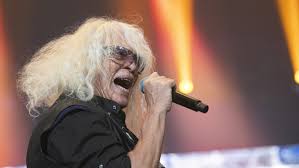 Ha már egy ember beoltja magát a posztom miatt, és eggyel kevesebb család . Korhazban Apoljak Kobor Janost 24 Hu