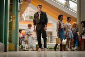 Being overrun by angry mobs as society falls apart thanks to a trumplica. Wonder Woman 1984 Photos Release Date Plot Details Cast And More Cnet