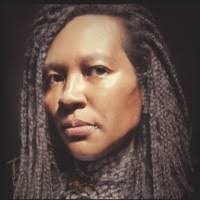 Dara Price's Instagram, Twitter & Facebook