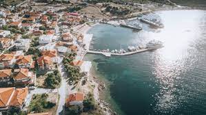 6 ἦν δὲ ὁ ἰωάννης ἐνδεδυμένος. Ammoylianh To Monadiko Katoikhmeno Nhsaki Ths Xalkidikhs Fwto Binteo