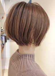 30代40代の大人女性にもオススメのお手入れ簡単ショートボブ 後頭部に丸みシルエットで骨格カバー 乾かせばふわっと仕上がります ショートカット ショート ボブならお任せください ショートボブ ヘアスタイリング ヘアスタイル