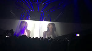 Enter your dates and choose from 23 hotels and other places to stay. Le Dangerous Woman Tour D Ariana Grande A L Accorhotels Arena Nous Y Etions La Box Medias