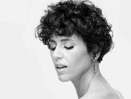 CONCERT ESCENIFICAT: 'La Clara al paradís perdut' Laia Frigolé (veu) i  Lamia Bensmail (piano). Jaume Sangrà (direcció escènica)