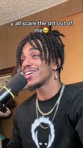 Cuz why tf she working🤨 (2itch- IwasTyrone)