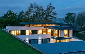 It's a sharp, clean look that achieves transparency between inside and out. Floor To Ceiling Windows Marlin Windows Yorkshire