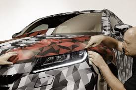 Contient les itinéraires, coureurs, équipes et les infos des tours passés. 160721 Skoda Kodiaq Leading Field To Finish At Tour De France 3 Skoda Storyboard