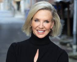 Keynote Speaker Meridith Elliott Powell Speaking Fee and Information