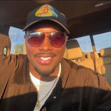 ✨Spotlight Monday✨ ⭐️ Sergeant Jennifer Calhoun ⭐️Years of service: 14  ⭐️Current Assignment: Patrol It was prophecy. I attended church during a  revival, and a woman of God pointed at me and told