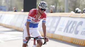 Tour de france debutant mathieu van der poel snatched the race leader's yellow jersey with a win in the second stage. Tour De Suisse Mathieu Van Der Poel Feiert Sein Strassen Comeback Bei Alpecin Eurosport