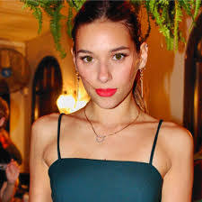 Isabella Singer's Instagram, Twitter & Facebook