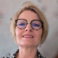 20+ "Stephanie Loch" profiles