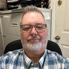 Kacey Mee's Instagram, Twitter & Facebook