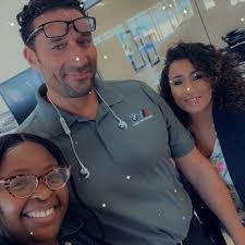 Sandra Locklin's Instagram, Twitter & Facebook