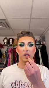 Amber Demers's Instagram, Twitter & Facebook